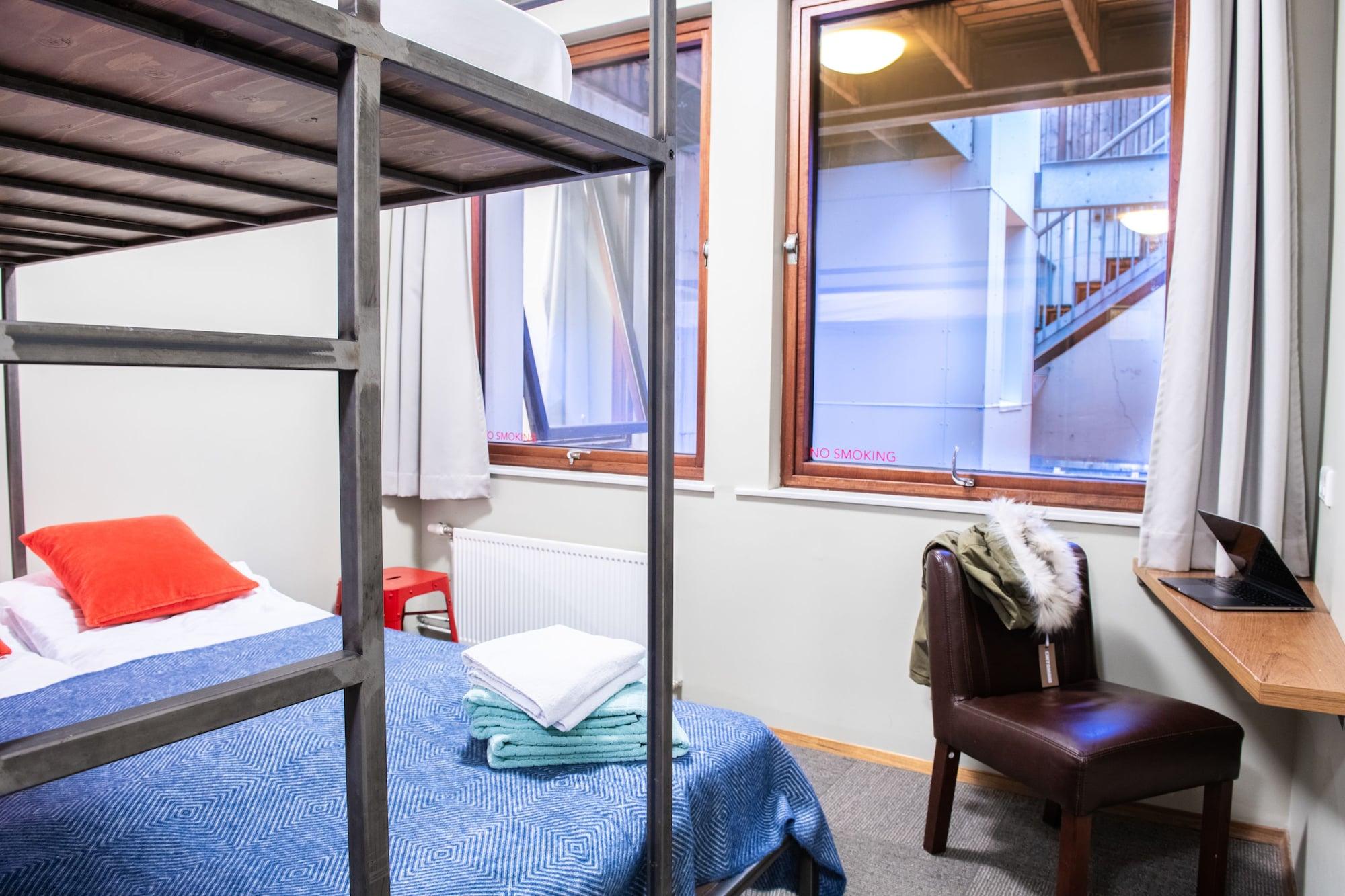 Loft - Hi Eco Hostel Рейкьявик Экстерьер фото